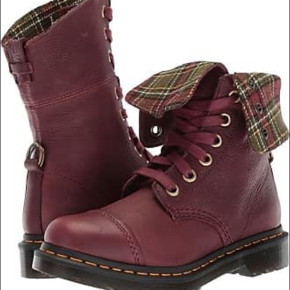 🆕Dr. Martens Grizzly Boots - Picture 2 of 11